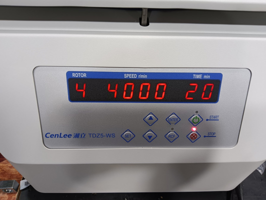 TDZ5-WS बेंचटॉप हॉरिजॉन्टल सेंट्रीफ्यूज स्विंग आउट रोटर 5000rpm 4*250ml बकेट के साथ